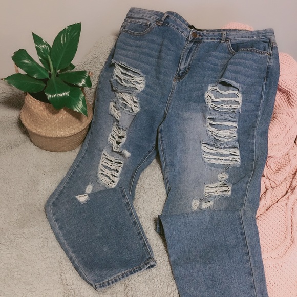 Forever 21 Pants - Forever 21 + Distressed High Rise Boyfriend Jeans